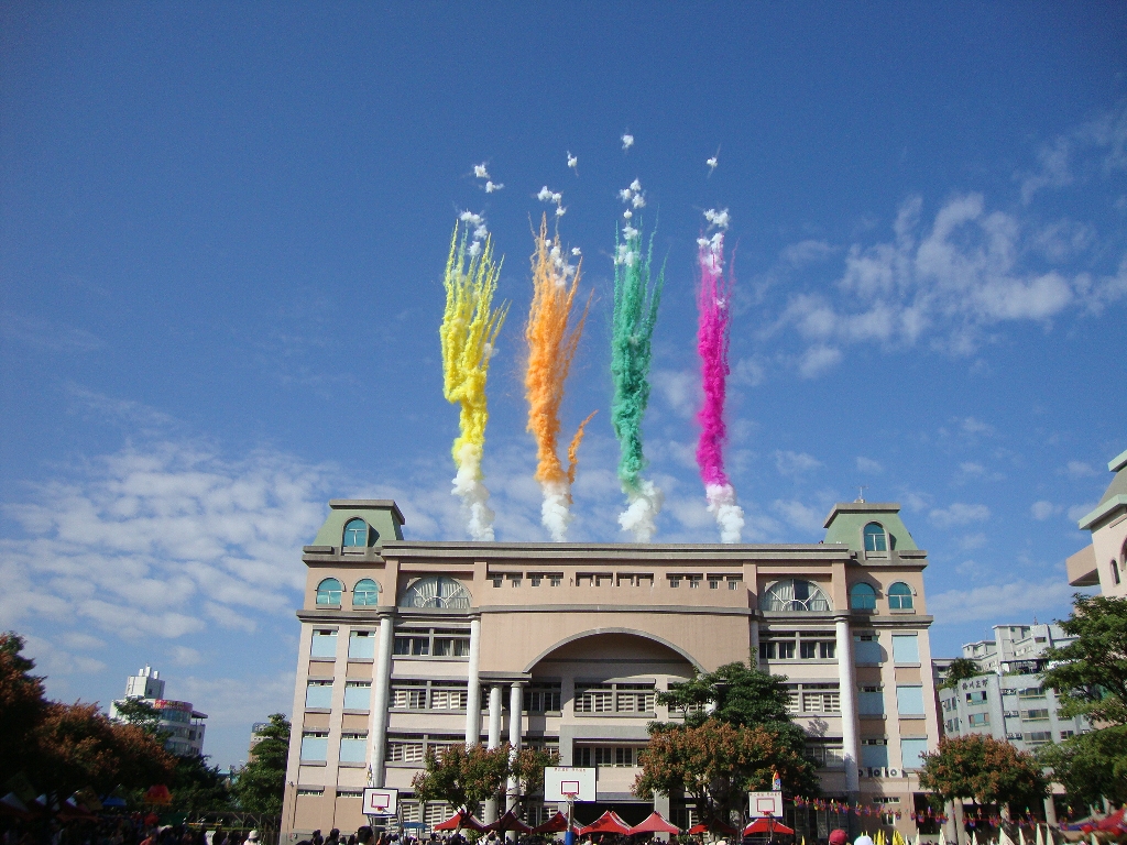 夢幻城、天使心、Happy（文章圖片）