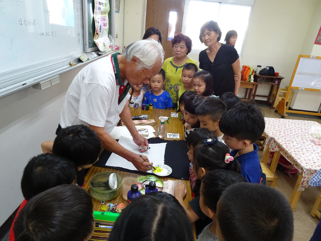 老幼共學趣味多　世代傳承樂悠遊（文章圖片）