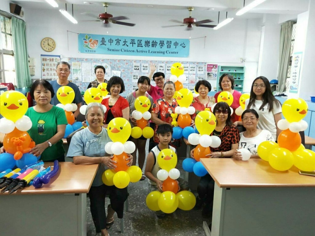 樂齡學習志工增能魔法氣球課（圖片2）