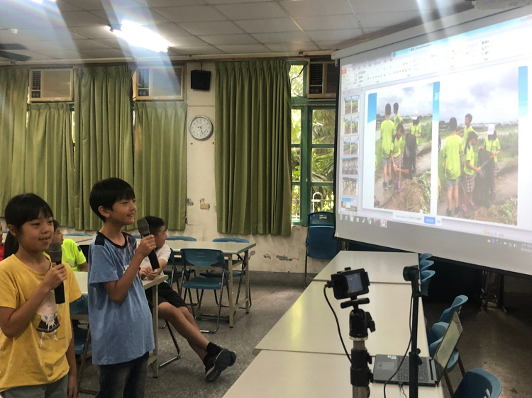 學生與馬來西亞寬柔第二小學進行視訊交流（圖片1）