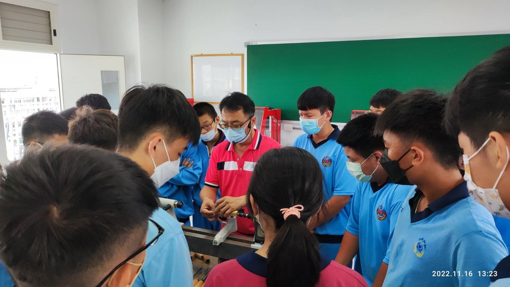 技能體驗活動：神岡高工國中部學生參加檜木鋼珠筆製作體驗活動（圖片3）