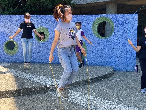 學生分享各式跳繩技巧（圖片5）
