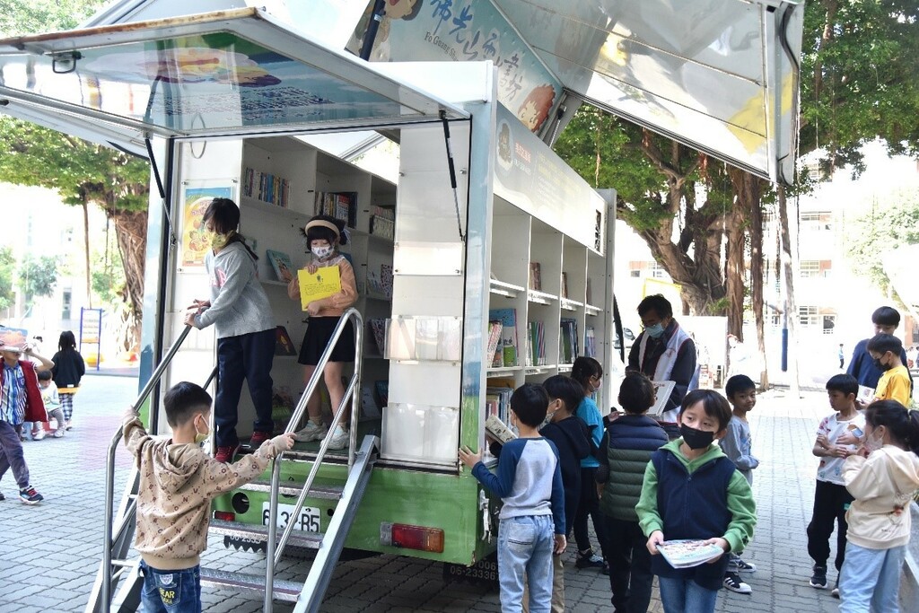 佛光山雲水書車（圖片2）