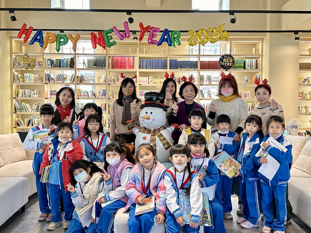 萬卷書藏志工愛　大甲有您幸福在（文章圖片）