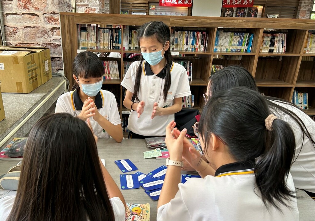 學生認真參與閱讀活動的模樣，是校園裡最美麗的風景。（圖片3）