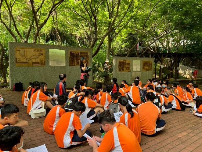 社會領域教師介紹白冷圳建設的原理（圖片3）