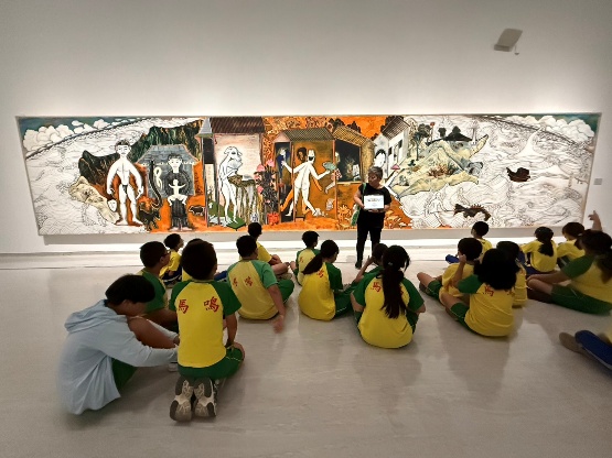 帶領學生賞析作品(圖片2)