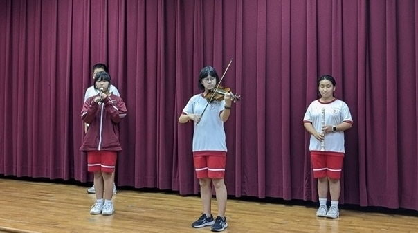 共融校園中,不同特質學生上台合作展現才華。(圖片4)