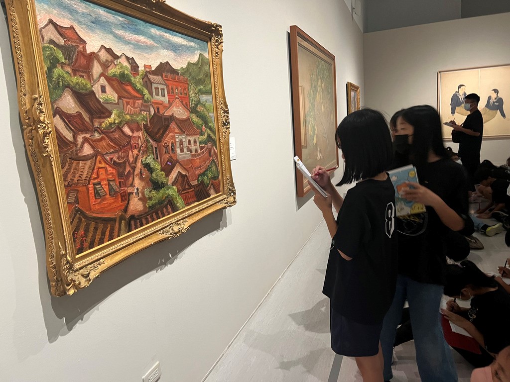 學生到國立臺灣美術館參觀畫展(圖片1)