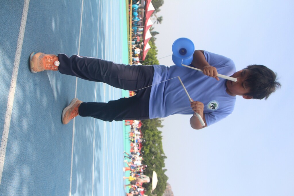 學生在校外扯鈴比賽中大展身手（圖片2）