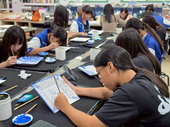 大甲高中擔任「傳藝領航之星」學校，帶領長億高中學生進行跨校藝術交流。（圖片4）