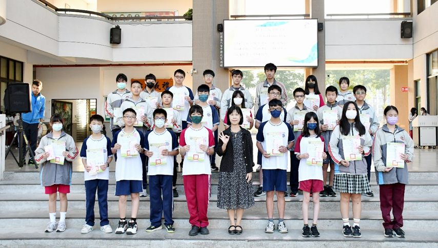 利用升旗表揚品格之星（圖片4）