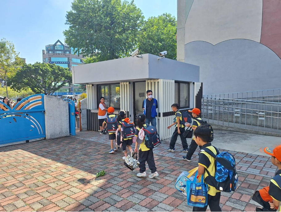 忠信國小與社區的道安協作（文章圖片）