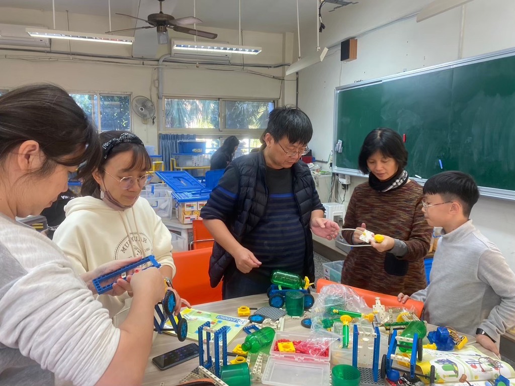 幸福崇光共學共好：教師專業學習社群的校園實踐（文章圖片）