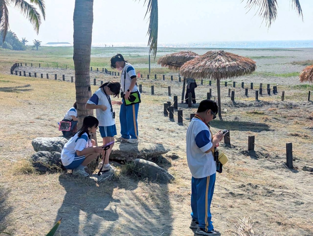 帶著專屬的 iPad&nbsp;進行實地踏查（圖片3）