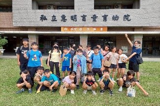 擔任惠明盲童育幼院小志工（圖片4）