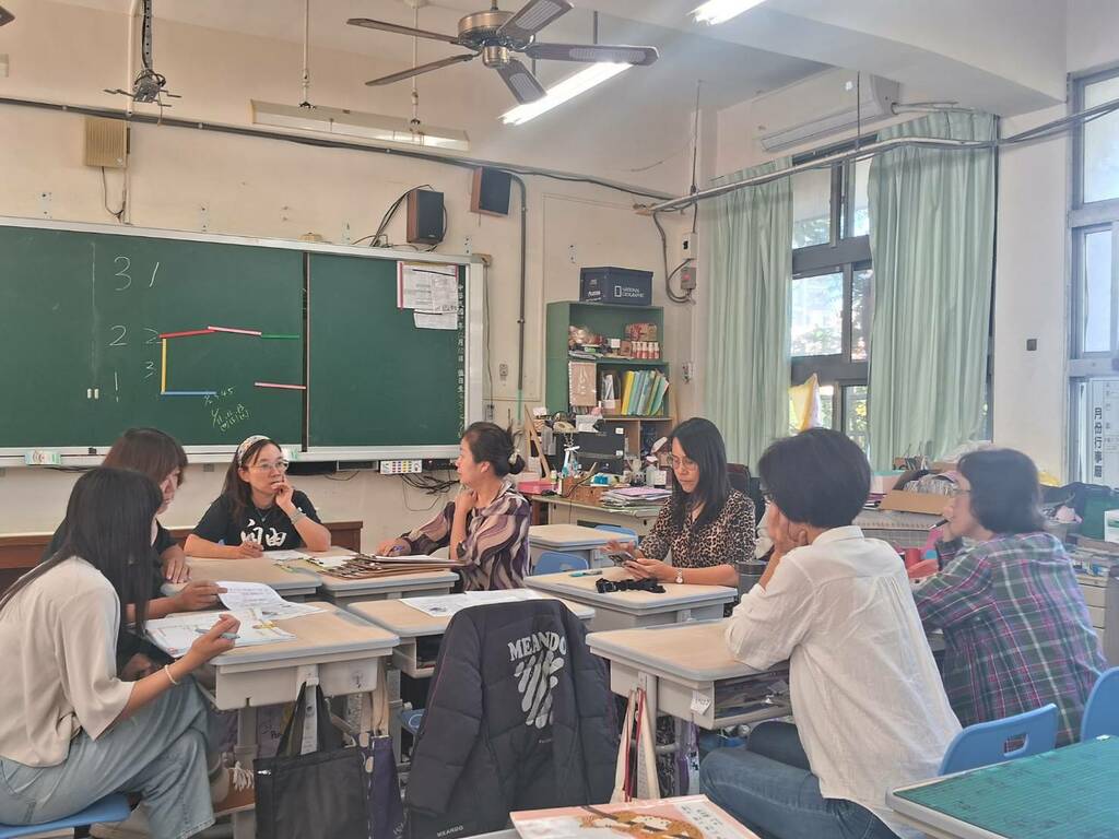 閱讀社群專業對話（圖片1）