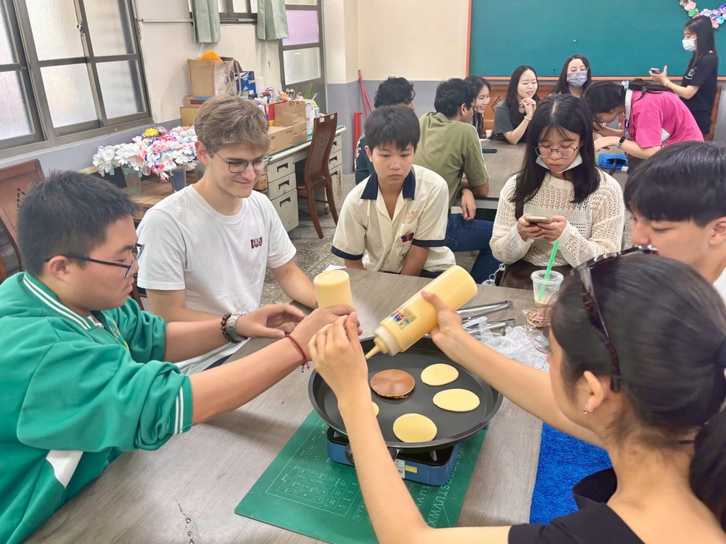 讓雙語在生活中自然發生--光正國中雙語教育實踐-圖片2