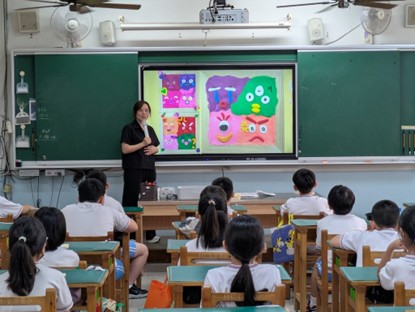 教師進行作品享讓學生先有創作概念及想法